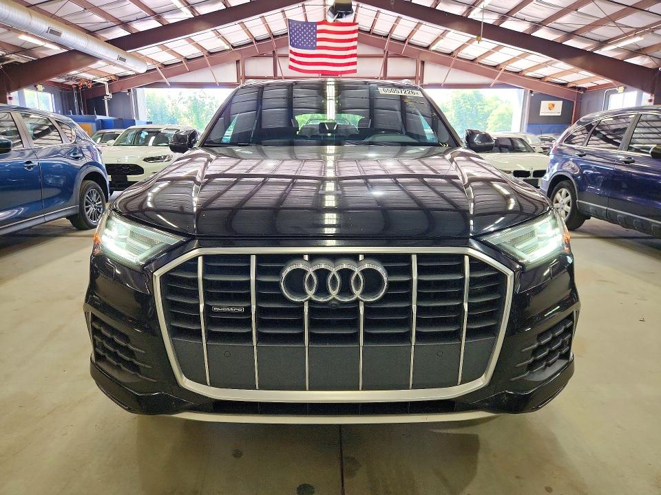 2021 Audi Q7 VIN WA1LXAF75MD026685 COPART salvage auction — MINOR DENT/SCRATCHES, CT - CERTIFICATE OF TITLE (P), sold $17,700 on 2026-09-10 (photo 5)