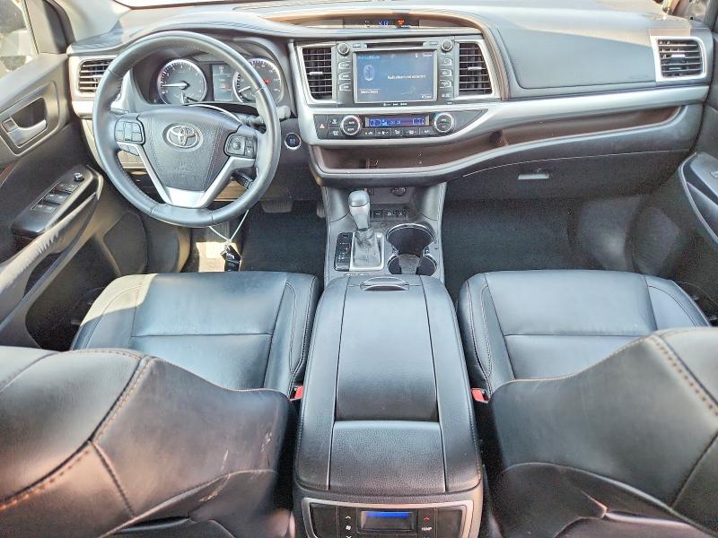 2016 Toyota Highlander VIN 5TDJKRFH8GS267359 COPART salvage auction — REAR END, CO - PUBLIC - SALVAGE TITLE, sold $12,200 on 2026-08-24 (photo 8)