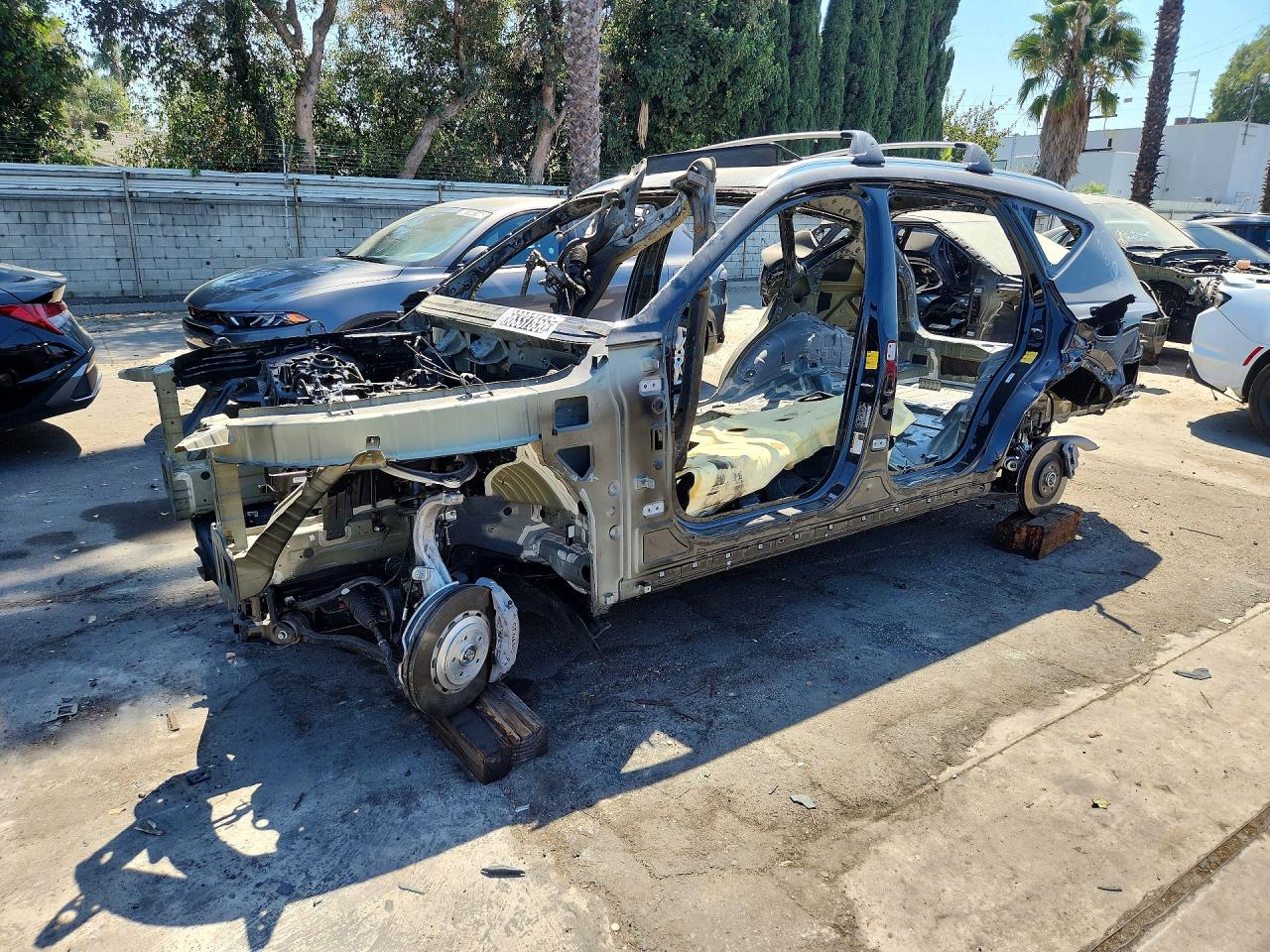 2026 Genesis GV80 VIN KMUHEESC0TU327811 — COPART salvage auction photo
