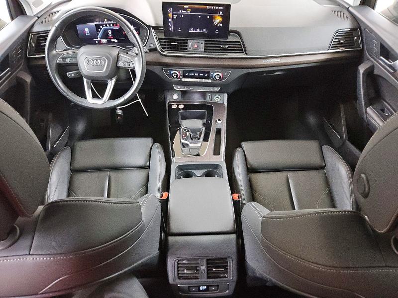 2024 Audi Q5 VIN WA1EAAFY1R2081947 COPART salvage auction — MINOR DENT/SCRATCHES, WA - VEHICLE CERT OF OWNERSHIP-TITL (P), sold $15,300 on 2026-08-26 (photo 8)