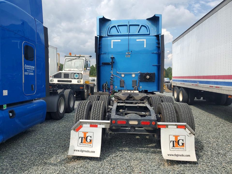 2018 Peterbilt All other VIN 1XPBDP9X7JD488684 COPART salvage auction — NORMAL WEAR, CZ, sold $7,800 on 2026-09-15 (photo 6)