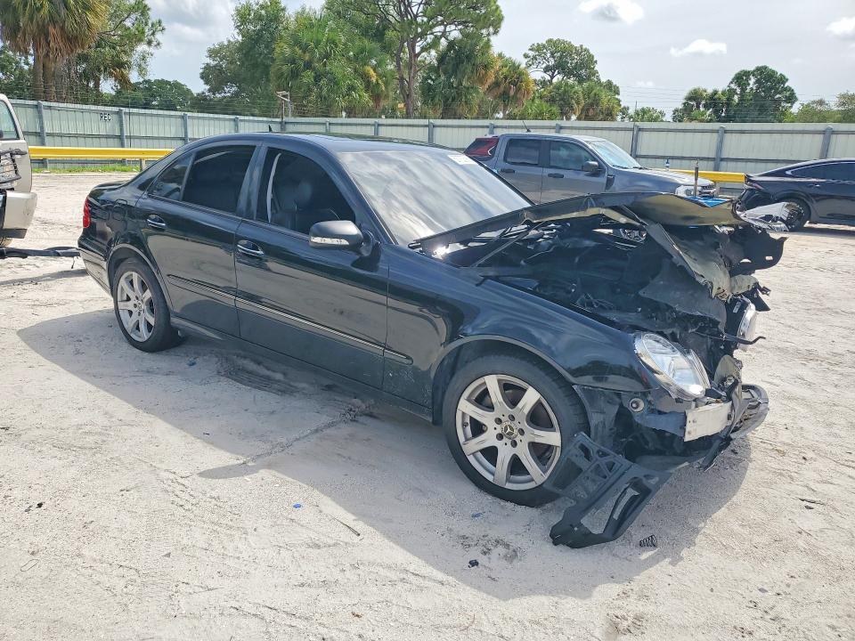 2008 Mercedes-benz E-klasse VIN WDBUF56X28B212351 COPART salvage auction — FRONT END, Fl - Cert Of Title Slvg Rebuildable, sold $425 on 2026-08-19 (photo 4)
