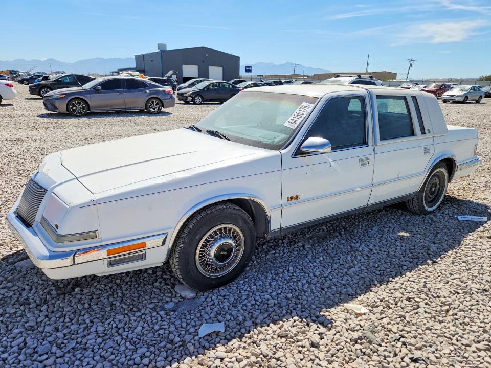 1992 Chrysler Imperial VIN 1C3XV56L1ND707465 COPART salvage auction — NORMAL WEAR, Ut - Certificate Of Title, sold $225 on 2026-08-21 (photo 1)