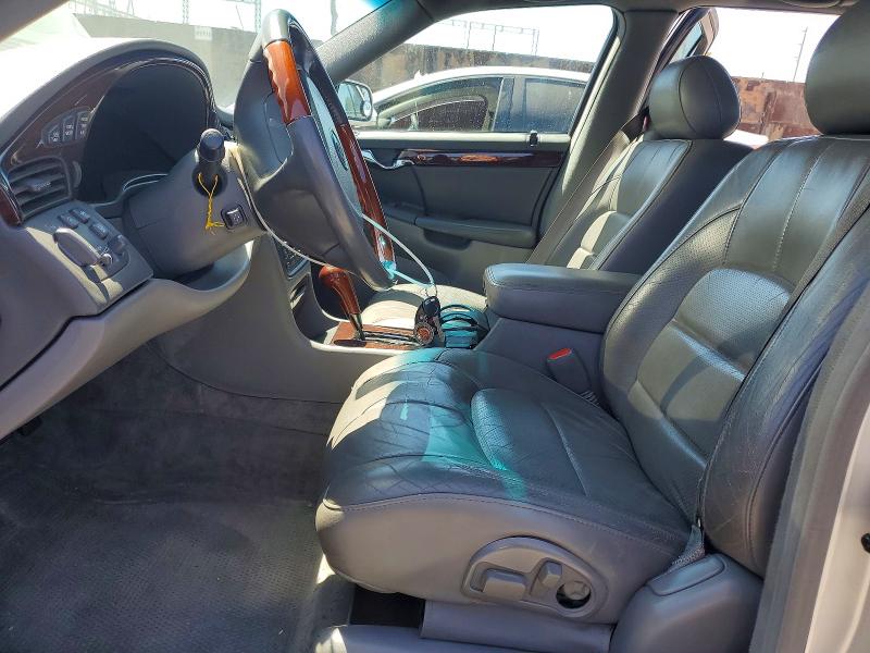 2002 Cadillac Deville VIN 1G6KF57972U103407 COPART salvage auction — MINOR DENT/SCRATCHES, CA - DIS/DLR/EXP ONLY CLEAN TITLE, sold $250 on 2026-09-02 (photo 7)