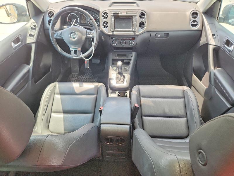 2016 Volkswagen Tiguan VIN WVGAV7AX2GW523209 COPART salvage auction — MINOR DENT/SCRATCHES, Tx - Certificate Of Title, sold $2,050 on 2026-08-14 (photo 8)