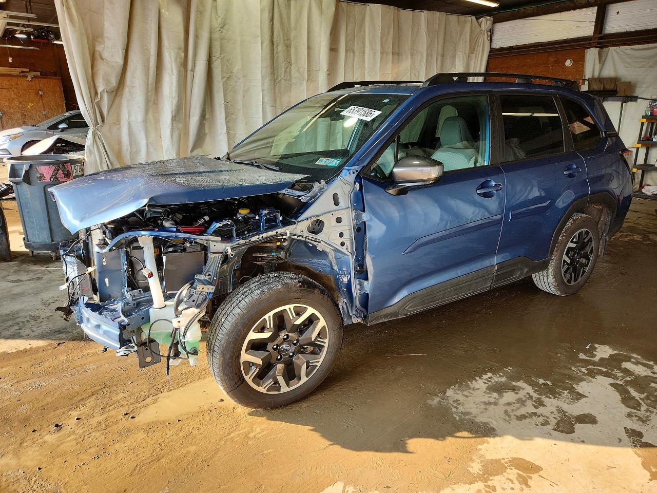 2025 Subaru Forester VIN JF2SLDDC3SH577283 — COPART salvage auction photo