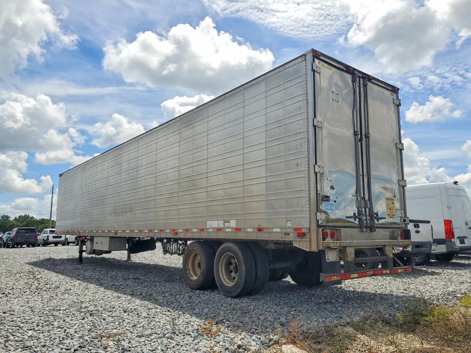2005 Great dane trailers Great dane trailers VIN 1GRAA06295W703410 COPART salvage auction — MINOR DENT/SCRATCHES, OR - CERTIFICATE OF TITLE, sold $3,250 on 2026-09-08 (photo 2)