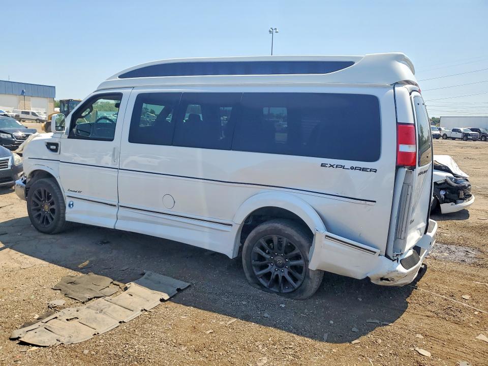 2022 Chevrolet Express 2500 VIN 1GCWGAF77N1280629 COPART salvage auction — FRONT END, FL - CERT OF TITLE SLVG REBUILDABLE (P), sold $11,600 on 2026-08-28 (photo 2)