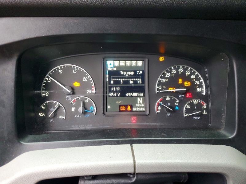 2022 Freightliner All other VIN 3AKJHHDR9NSNJ2413 COPART salvage auction — SIDE, CT, sold $125 on 2026-08-27 (photo 8)