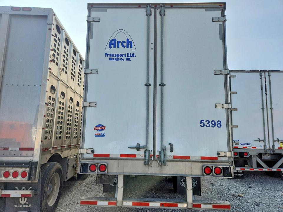 2024 Utility trailer VIN 1UYVS253XR3085912 COPART salvage auction — SIDE, NE - CERT OF TITLE-SALVAGE, sold $7,100 on 2026-09-17 (photo 6)