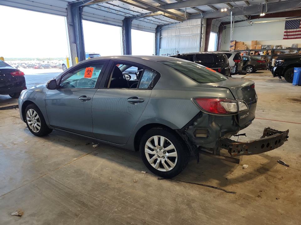 2013 Mazda 3 VIN JM1BL1TG3D1764732 COPART salvage auction — REAR END, Ne - Cert Of Title-Salvage, sold $225 on 2026-09-08 (photo 2)