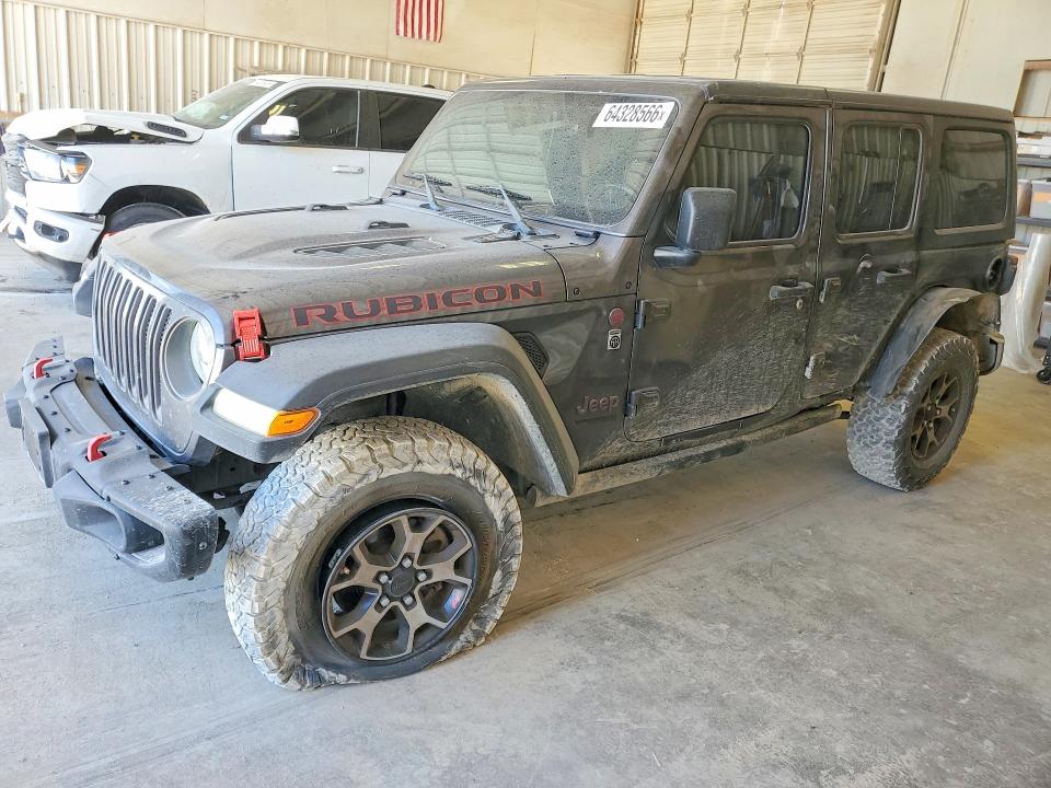 2018 Jeep Wrangler / VIN 1C4HJXFG9JW262725 — COPART salvage auction photo