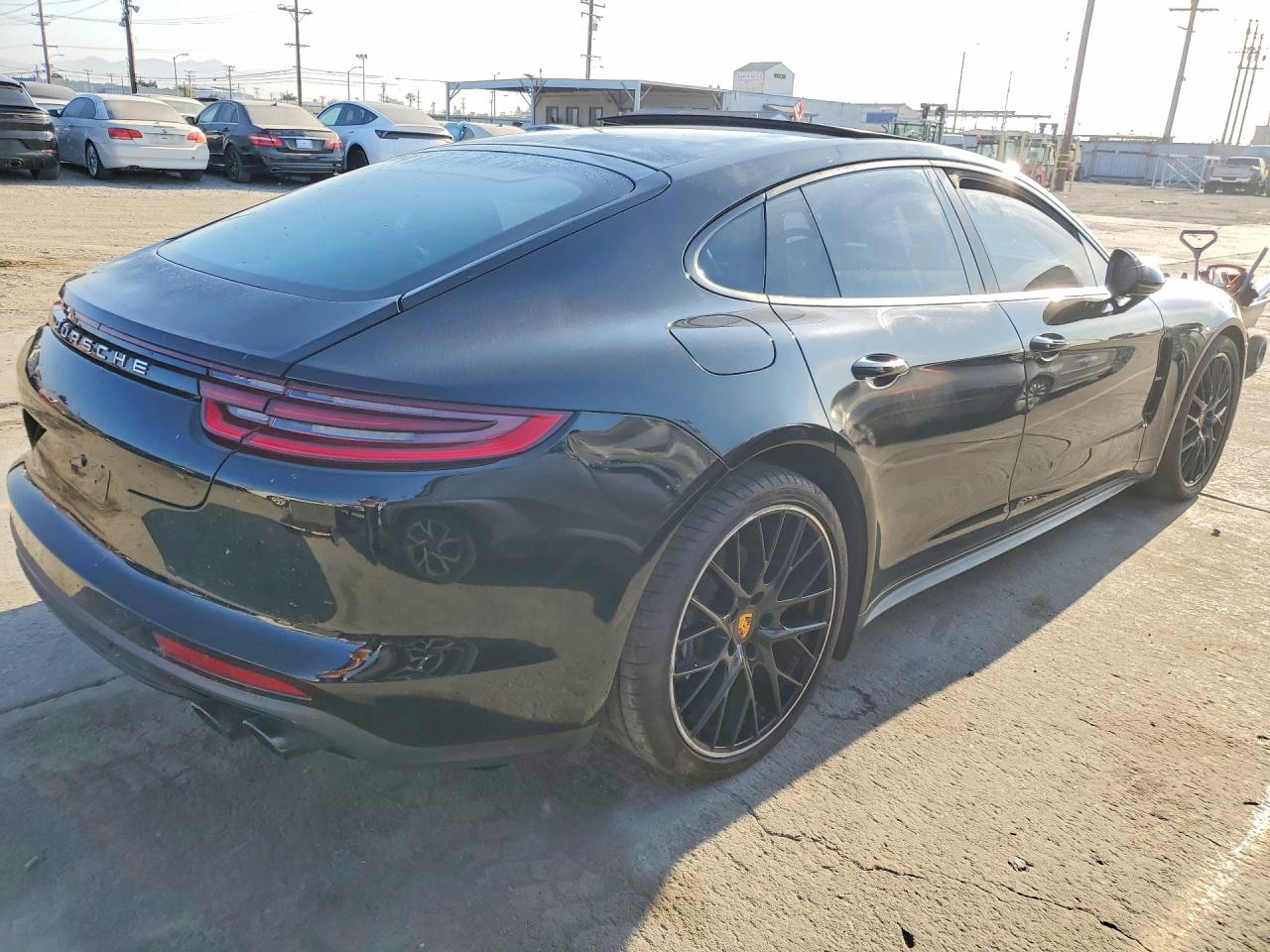 2018 Porsche Panamera VIN WP0AA2A76JL119647 COPART salvage auction — Front End, FL - CERT OF TITLE SLVG REBUILDABLE, sold $14,900 on 2026-09-11 (photo 3)
