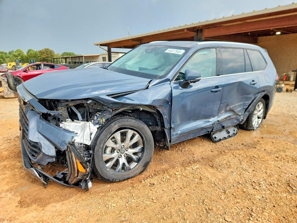 2024 Toyota Highlander VIN 5TDACAB51RS011190 — COPART salvage auction photo
