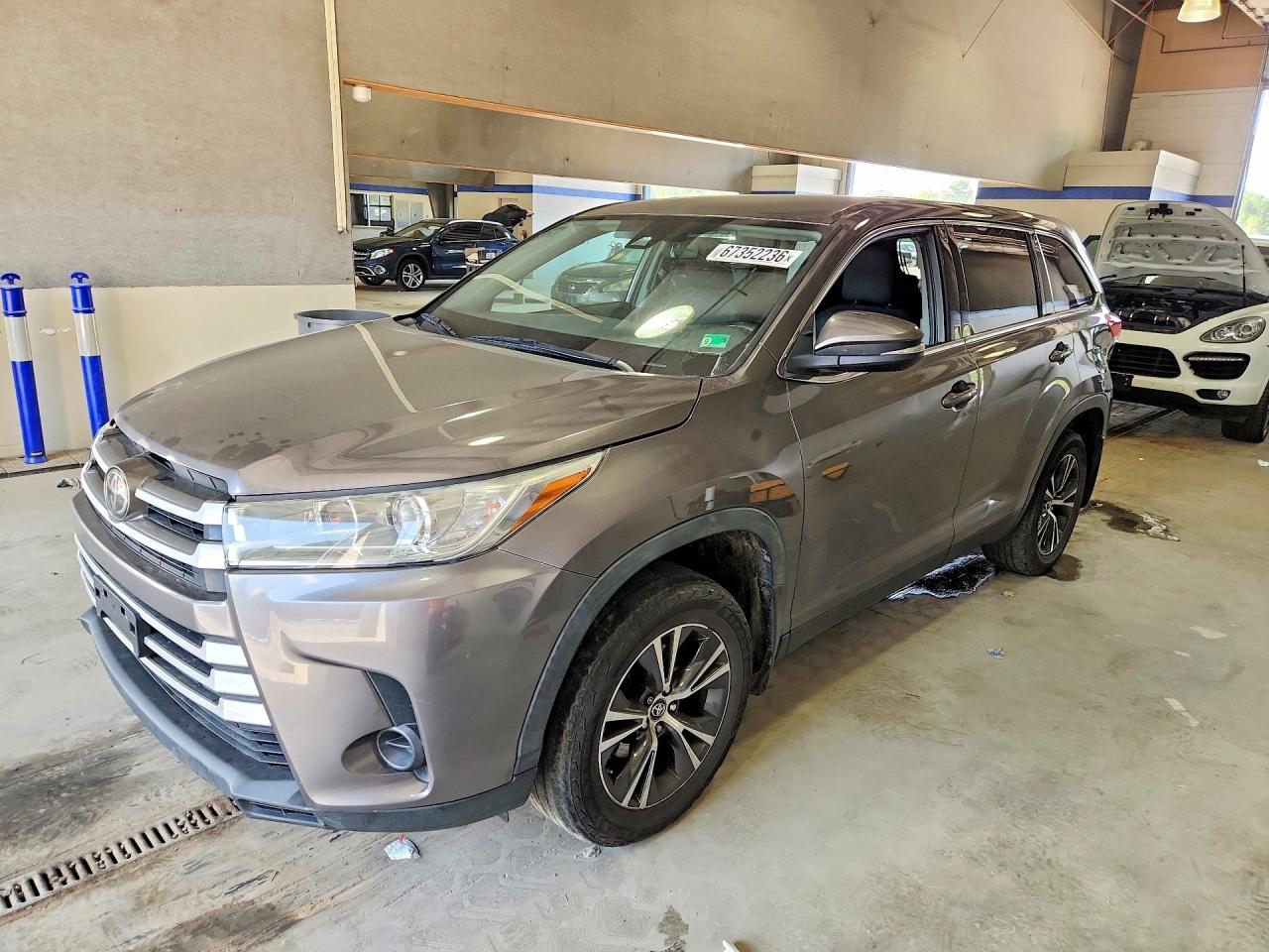 2019 Toyota Highlander — VIN 5TDBZRFH1KS735795