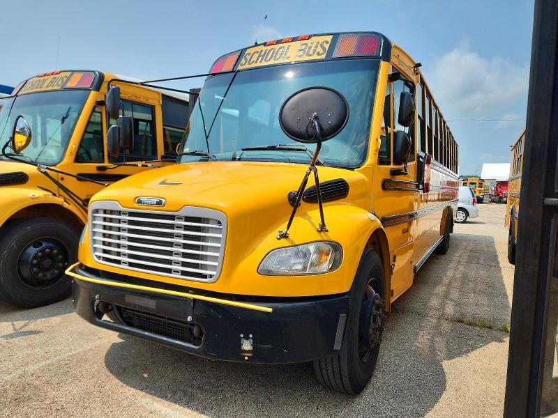 2019 Freightliner Chassis VIN 4UZABRFC1KCKG9959 COPART salvage auction — ROOF, OH - CERT OF TITLE-SALVAGE, sold $12,400 on 2026-08-20 (photo 2)