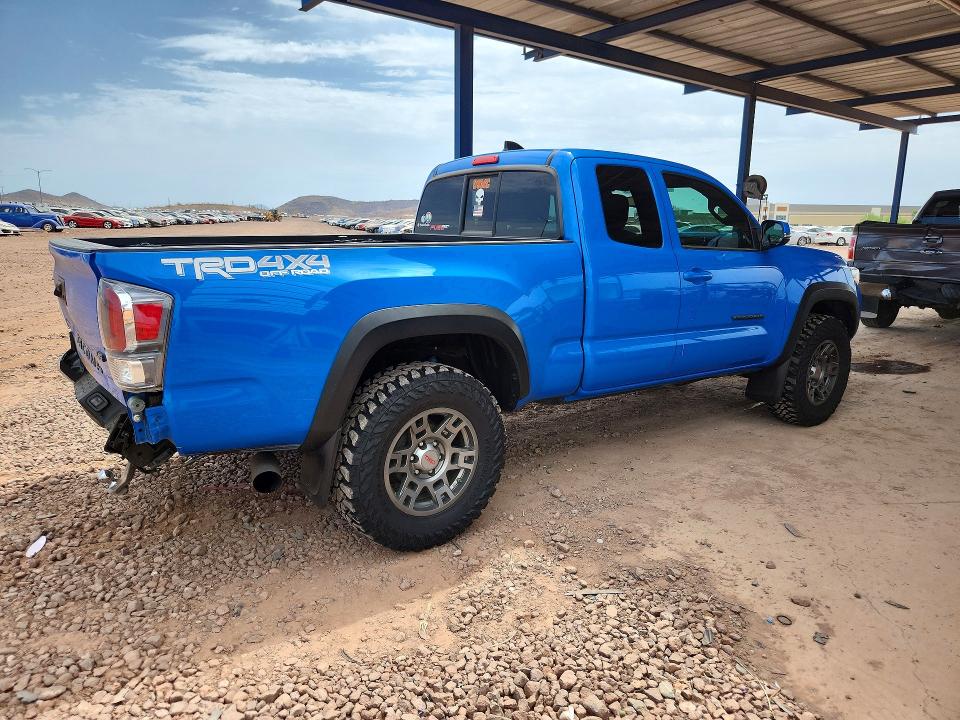 2020 Toyota Tacoma VIN 3TYSZ5AN3LT000862 COPART salvage auction — REAR END, AZ - CERT OF TITLE - SALVAGE, sold $10,800 on 2026-08-25 (photo 3)