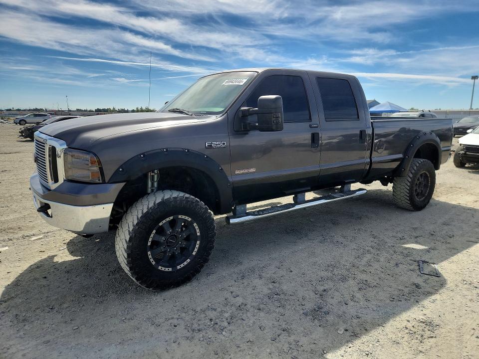 2002 Ford F-250 super duty VIN 1FTNW21F92EB86324 — COPART salvage auction photo