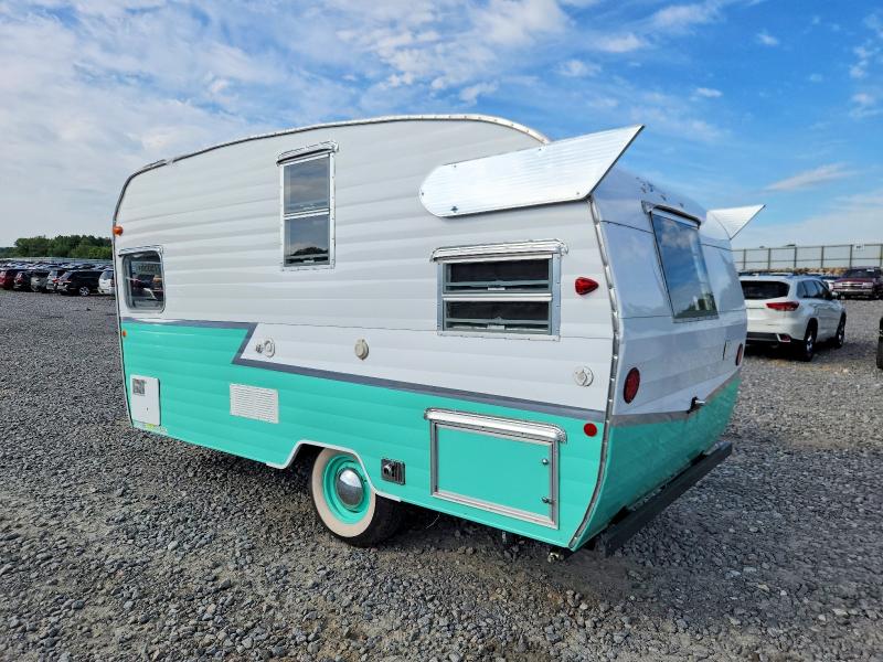 2015 Foresriver VIN 5ZT2SAEC7FE610810 COPART salvage auction — ROOF, MN - CERT OF TITLE-SALVAGE, sold $1,650 on 2026-09-10 (photo 3)