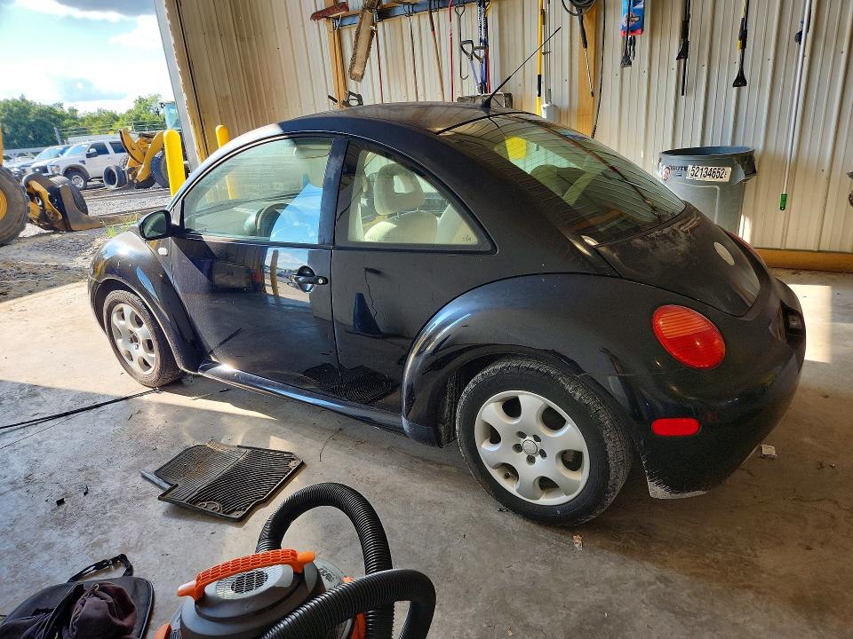 2002 Volkswagen Beetle VIN 3VWCK21C92M441103 COPART salvage auction — MECHANICAL, MO - CERTIFICATE OF TITLE, sold $70 on 2026-08-25 (photo 2)