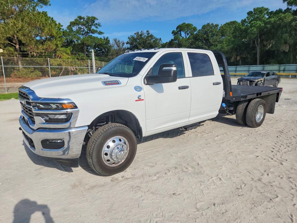 2025 Ram 3500 VIN 3C7WRTCL1SG521981 — COPART salvage auction photo