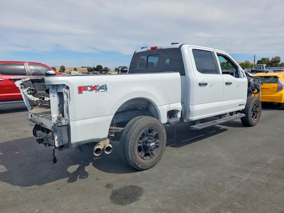 2025 Ford F-250 super duty VIN 1FT8W2BT6SEC91369 COPART salvage auction — ALL OVER, Ca - Salvage Certificate, sold $21,700 on 2026-09-16 (photo 3)