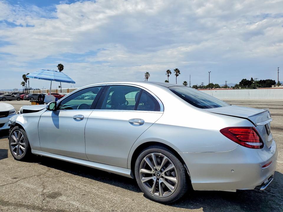 2020 Mercedes-benz E-klasse VIN WDDZF6JB8LA756043 COPART salvage auction — FRONT END, Ca - Cert Of Title-Salvaged, sold $9,400 on 2026-08-14 (photo 2)