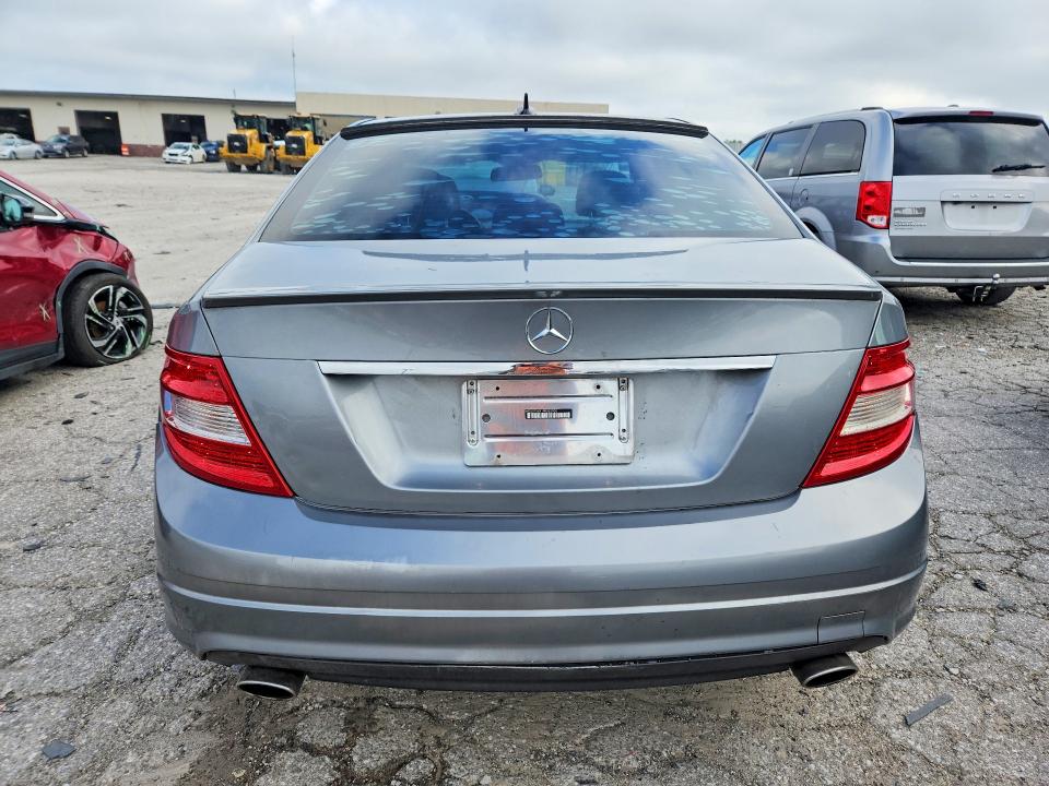 2009 Mercedes-benz C class VIN WDDGF56X19R052900 COPART salvage auction — NORMAL WEAR, IN - CERT OF TITLE - REBUILT VEHICL, sold $400 on 2026-08-07 (photo 6)