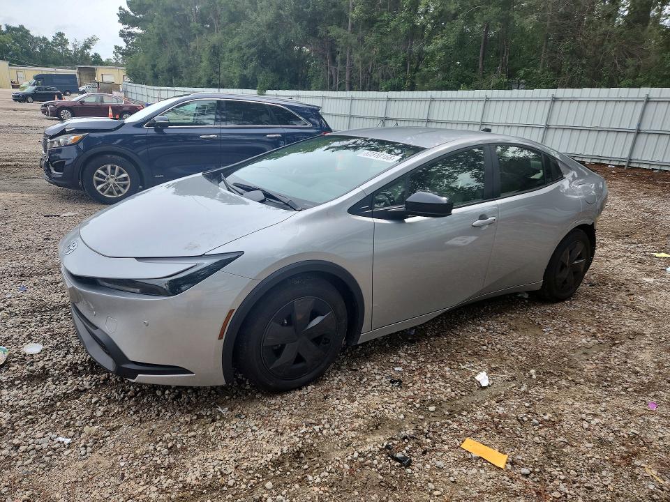 2026 Toyota Prius VIN JTDACAAU8T3073560 — COPART salvage auction photo