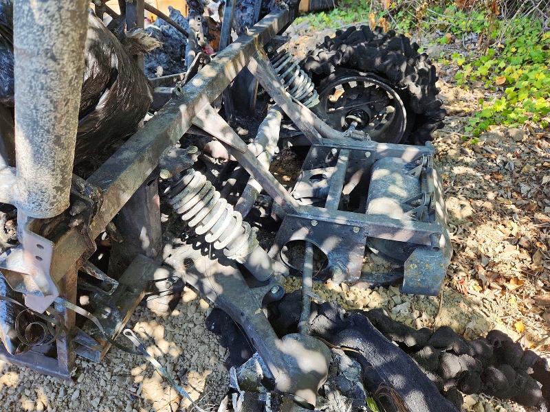 2016 Can-am Commander VIN 3JBKKAP2XGJ001748 COPART salvage auction — BURN, OR - SALVAGE TITLE CERTIFICATE, sold $150 on 2026-10-05 (photo 7)