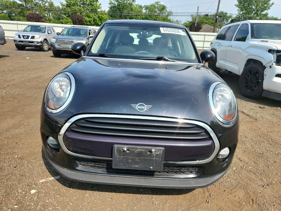 2019 Mini Cooper VIN WMWXU1C5XK2F81871 COPART salvage auction — WATER/FLOOD, CT - CERT OF TITLE-FLOOD SALVAGE, sold $1,550 on 2026-08-18 (photo 5)