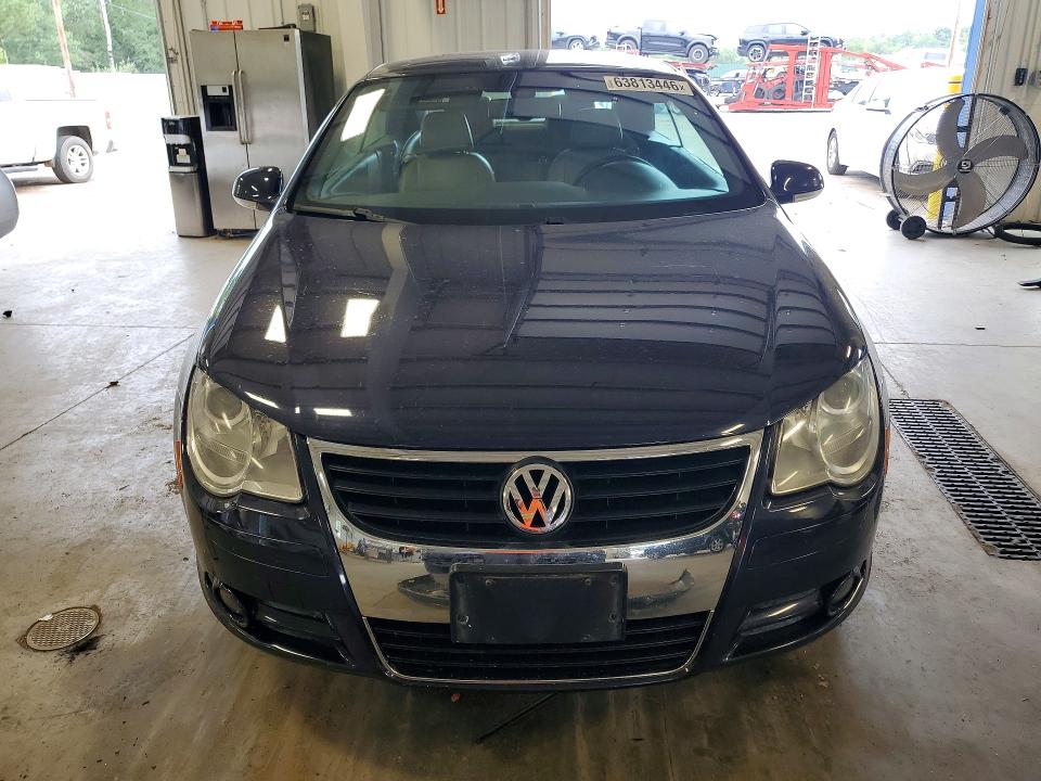 2008 Volkswagen Eos VIN WVWFA71F18V009811 COPART salvage auction — MINOR DENT/SCRATCHES, Mn - Certificate Of Title, sold $725 on 2026-08-11 (photo 5)
