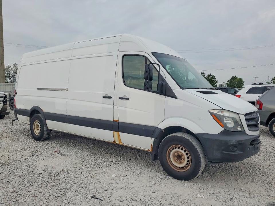 2015 Mercedes-benz Sprinter VIN WD3PE8DB6FP131728 COPART salvage auction — FRONT END, Mi - Certificate Of Title (P), sold $5,500 on 2026-08-17 (photo 4)