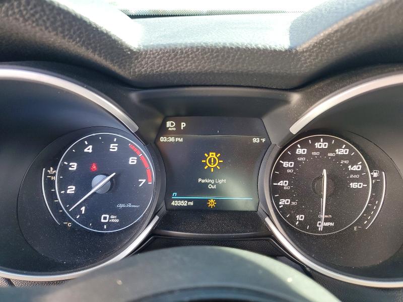 2022 Alfa romeo Stelvio VIN ZASPAJAN4N7D30807 COPART salvage auction — FRONT END, CA - SALVAGE CERTIFICATE, sold $6,600 on 2026-09-18 (photo 9)