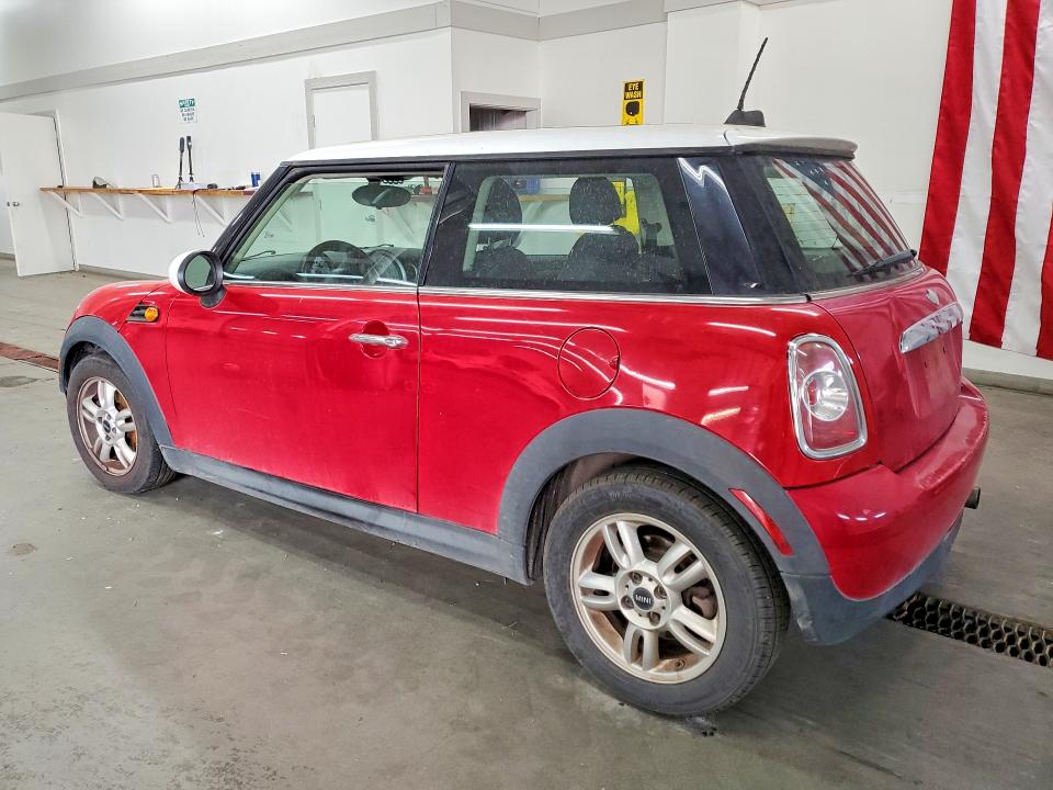 2011 Mini Cooper VIN WMWSU3C55BT252122 COPART salvage auction — MECHANICAL, WA - CERT OF OWNERSHIP-REBUILT, sold $200 on 2026-08-14 (photo 2)