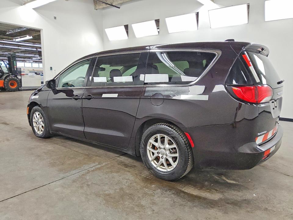 2017 Chrysler Pacifica VIN 2C4RC1DG3HR723497 COPART salvage auction — MECHANICAL, Ks - Certificate Of Title, sold $800 on 2026-09-22 (photo 2)