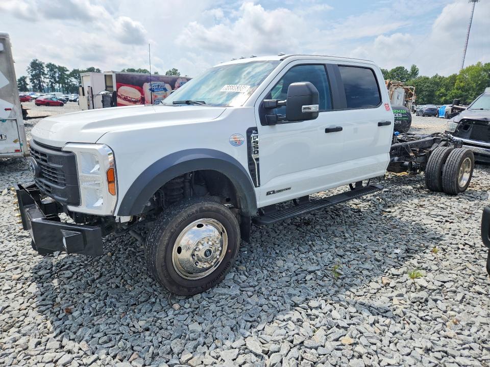 2024 Ford F-550 super duty VIN 1FD0W5HT9REC93046 — COPART salvage auction photo