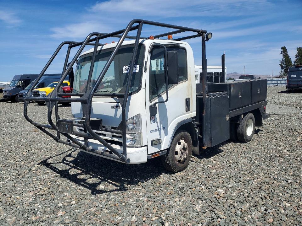 2014 Isuzu Npr VIN 54DB4W1B8ES805560 COPART salvage auction — MECHANICAL, Salvage Title, sold $4,950 on 2026-08-31 (photo 1)
