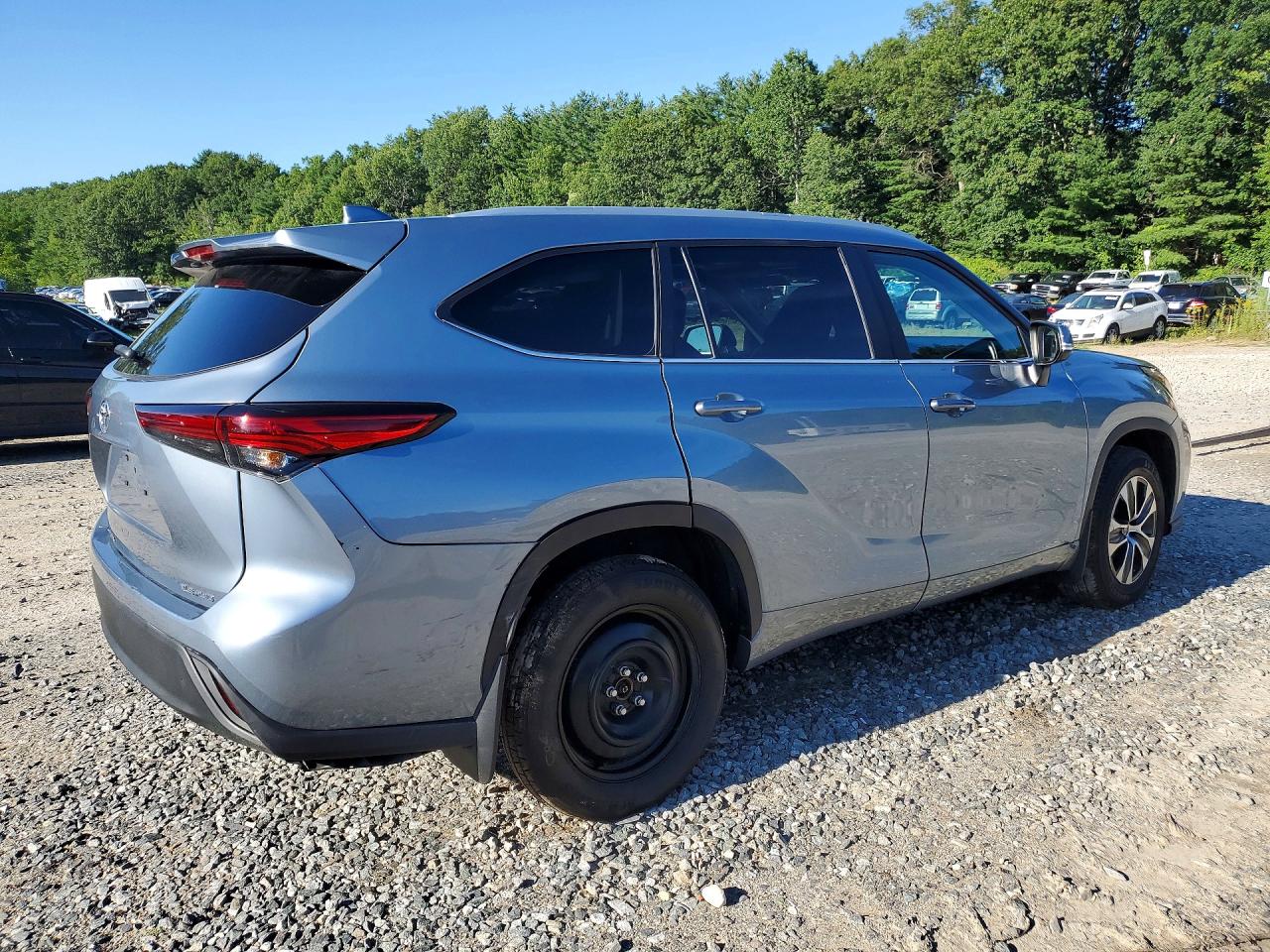 2023 Toyota Highlander VIN 5TDKDRBH2PS515383 COPART salvage auction — Minor Dent/Scratches, MD - CERTIFICATE OF TITLE, sold $18,700 on 2026-08-26 (photo 3)