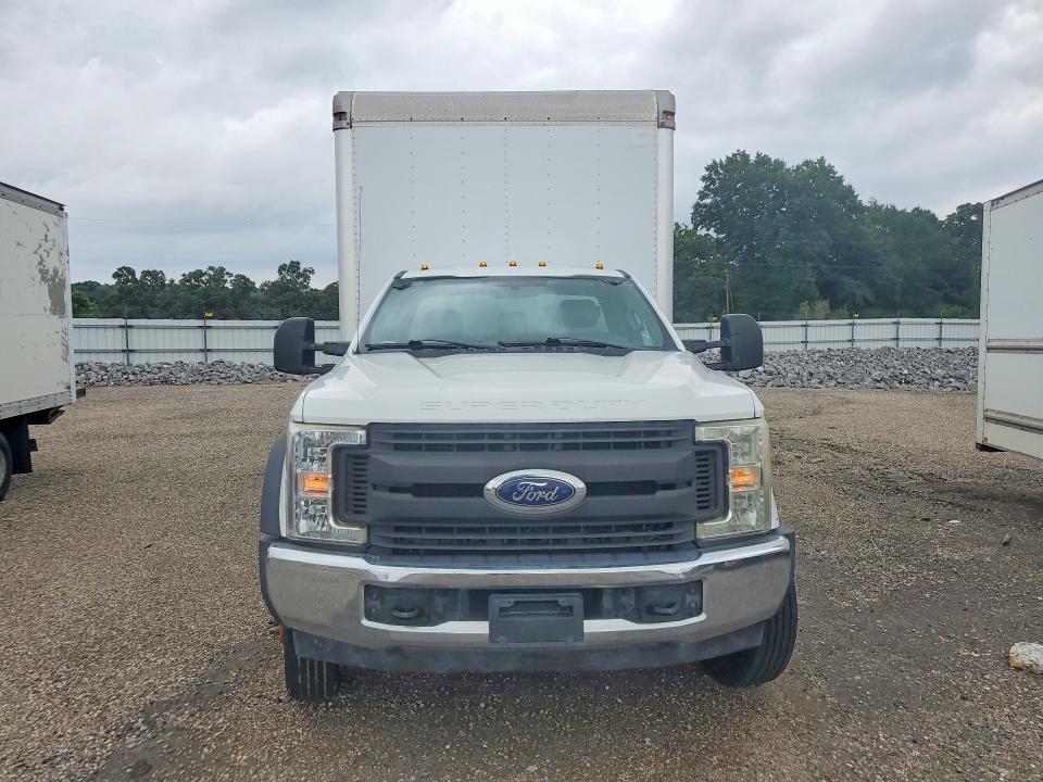 2017 Ford F-550 super duty VIN 1FDUF5GT5HEC58120 COPART salvage auction — ALL OVER, FL - CERTIFICATE OF TITLE, sold $7,100 on 2026-08-24 (photo 5)