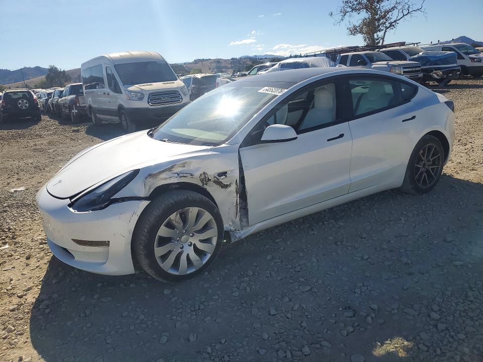 2021 Tesla Model 3 VIN 5YJ3E1EB0MF937615 — COPART salvage auction photo