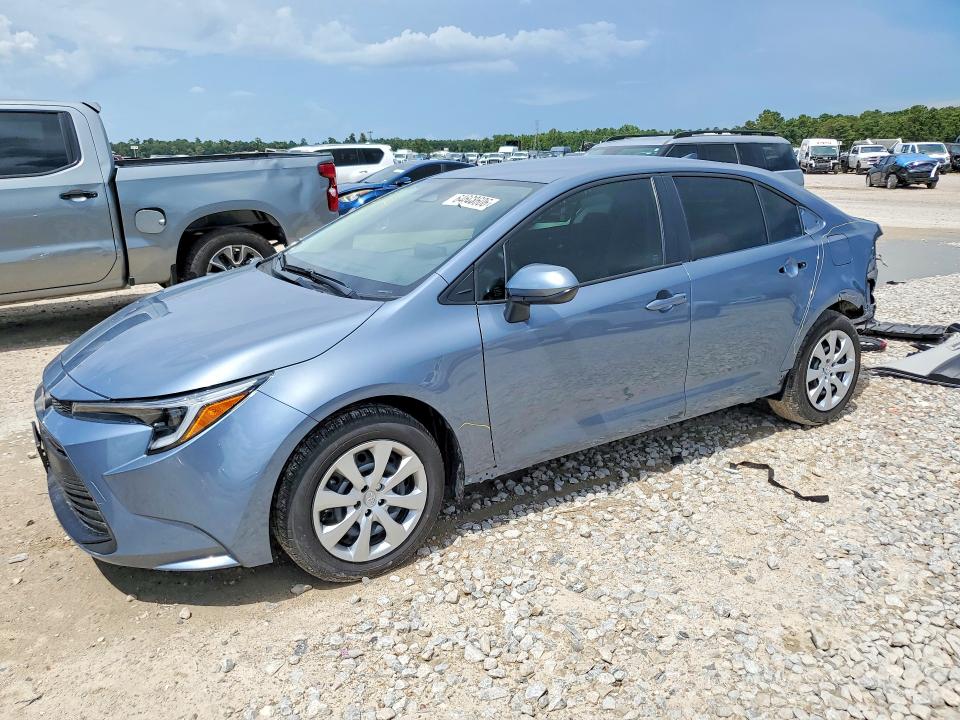 2026 Toyota Corolla VIN JTDBCMFE8T3153898 — COPART salvage auction photo