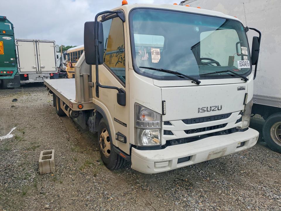 2019 Isuzu Npr VIN JALC4W16XK7010826 COPART salvage auction — MINOR DENT/SCRATCHES, Nj - Certificate Of Title, sold $12,600 on 2026-10-02 (photo 4)