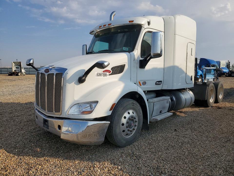 2018 Peterbilt All other VIN 1XPBDP9X8JD473711 COPART salvage auction — FRONT END, CT, sold $8,900 on 2026-09-01 (photo 1)