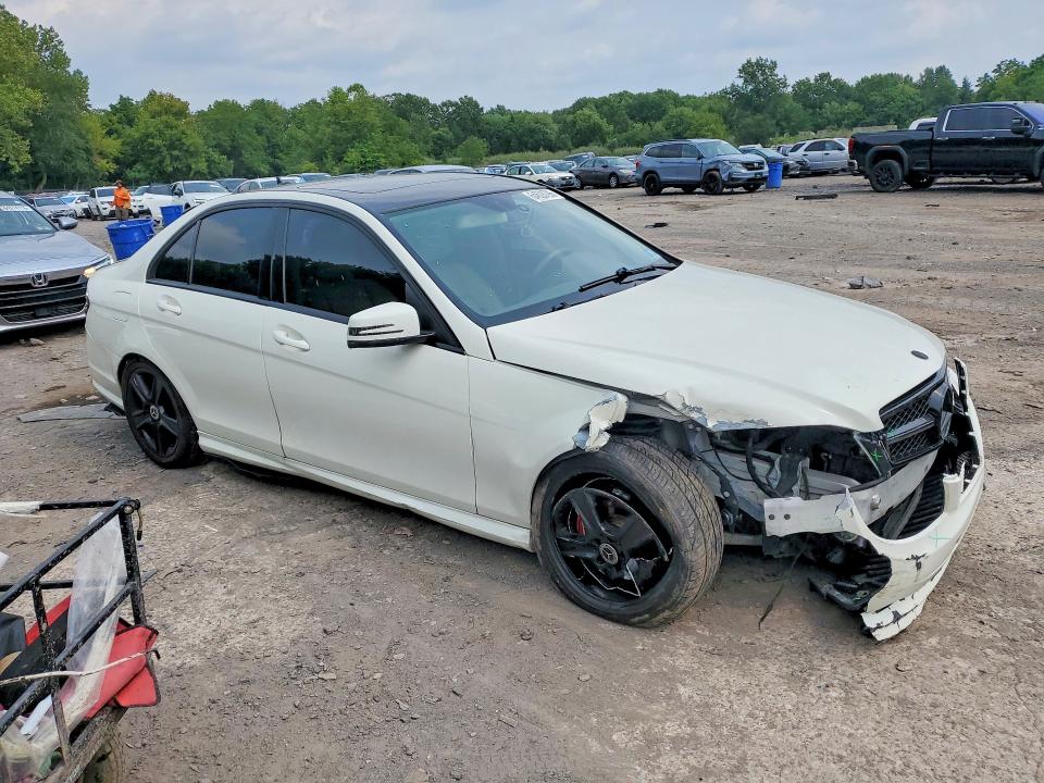 2011 Mercedes-benz C class VIN WDDGF8BB7BR183105 COPART salvage auction — FRONT END, PA - CERTIFICATE OF SALVAGE, sold $650 on 2026-09-07 (photo 4)