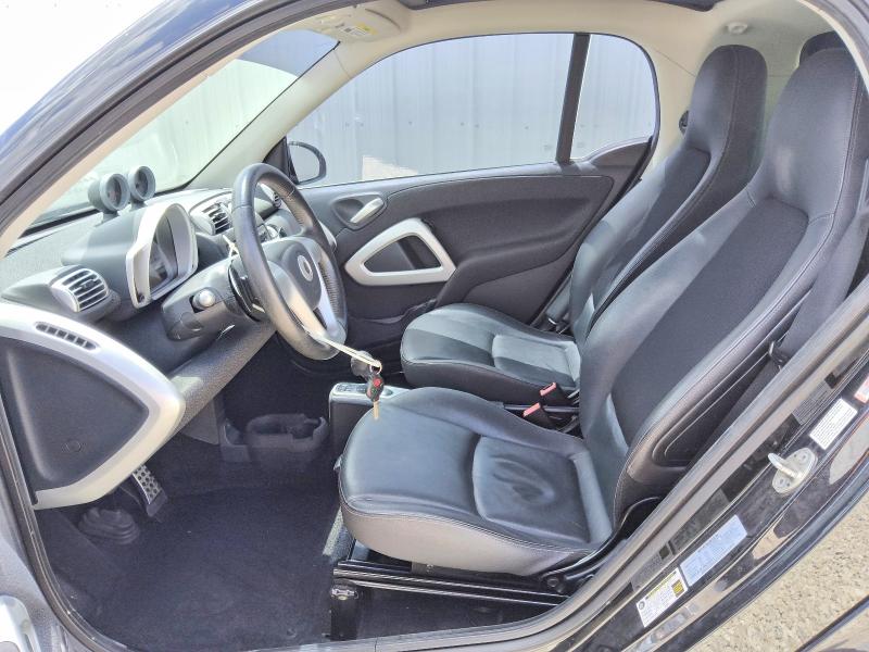 2009 Smart Fortwo VIN WMEEJ31X79K233571 COPART salvage auction — MINOR DENT/SCRATCHES, FL - CERTIFICATE OF TITLE, sold $2,700 on 2026-08-20 (photo 7)