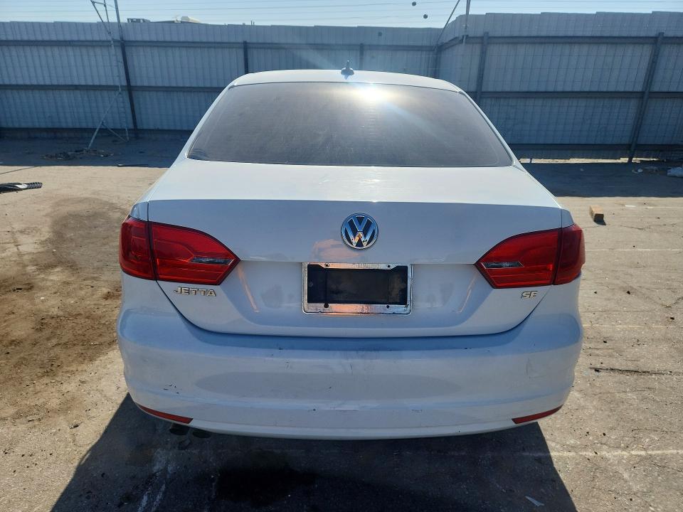 2014 Volkswagen Jetta VIN 3VWD17AJ4EM419596 COPART salvage auction — FRONT END, Ca - Salvage Certificate, sold $225 on 2026-08-28 (photo 6)