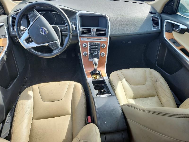 2017 Volvo Xc60 VIN YV440MRUXH2012703 COPART salvage auction — VANDALISM, Pa - Certificate Of Salvage, sold $1,600 on 2026-08-10 (photo 8)