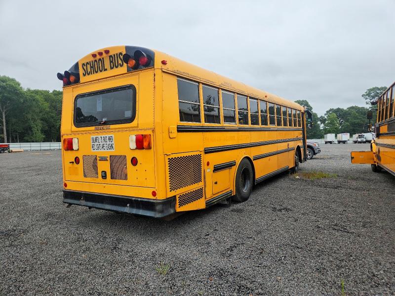 2012 Thomabuses VIN 1T7YN4E20C1150018 COPART salvage auction — MINOR DENT/SCRATCHES, RI - CERTIFICATE OF TITLE, sold $2,500 on 2026-09-22 (photo 4)