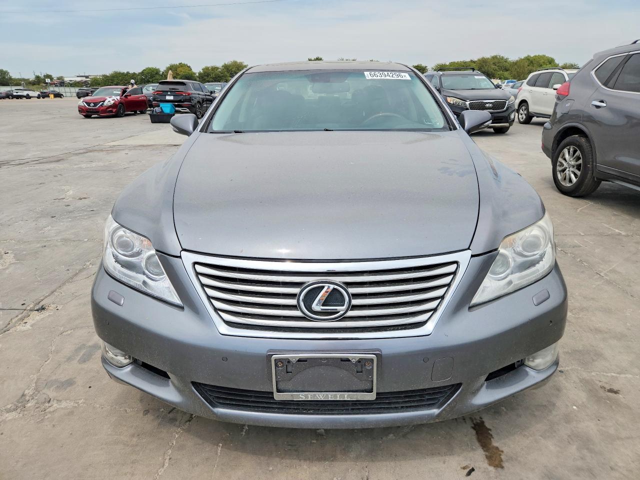 2012 Lexus LS VIN JTHBL5EF0C5109879 COPART salvage auction — Normal Wear, Ct - Clean Title, sold $3,200 on 2026-09-17 (photo 5)